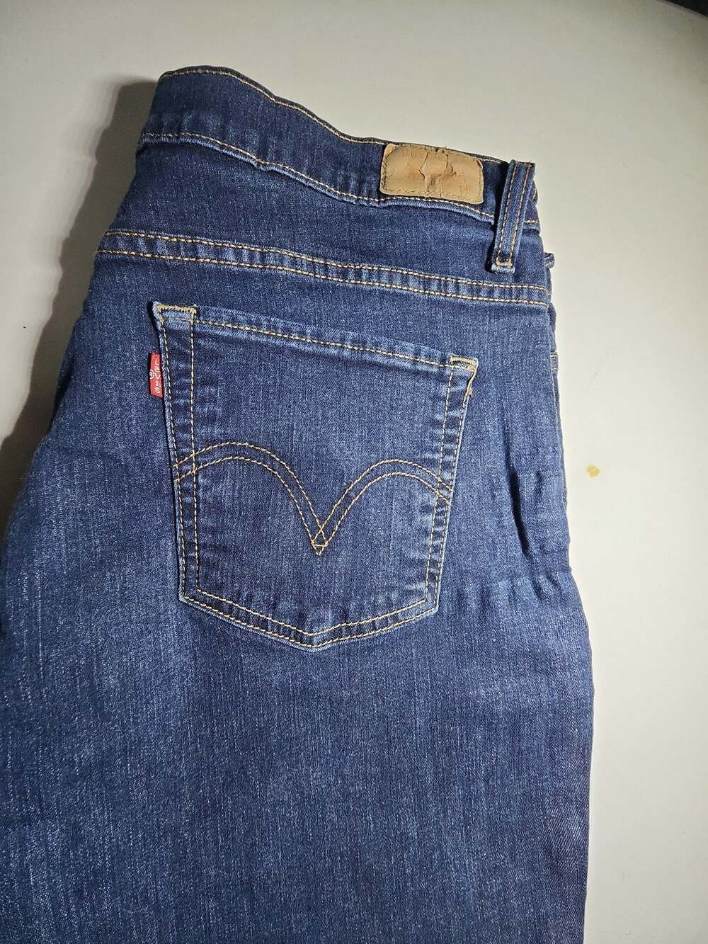 Levi's Perfectly Slimming 512 Bootcut Jeans Size 16 S/C Vintage/ Worn - Picture 4 of 5